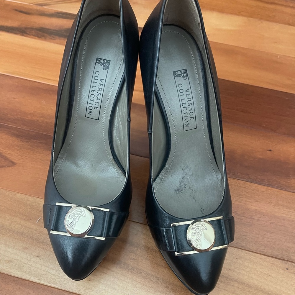 Versace collection Medusa authentic leather pumps high heel platform 37 7US